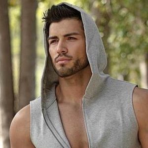 Meet your Posher, Christopher